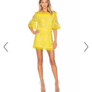 Excellent condition | Alexis | Women’s yellow lace dress